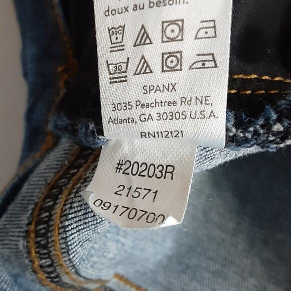 Spanx Distressed Skinny Jeans Raw Hem Pull On Pant Dark Wash Denim Womens M - Picture 8 of 11